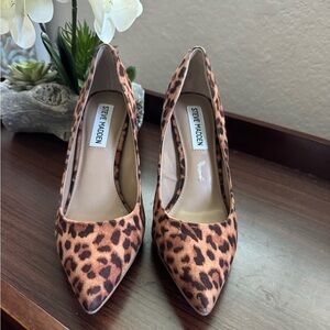 Steve Madden Brown Stiletto Heels Leopard Print